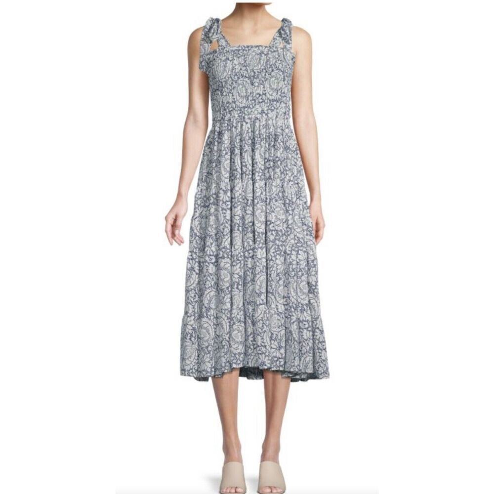 AVANTLOOK Anthropologie Floral Print Smoked Dress Midi Blue Size Small